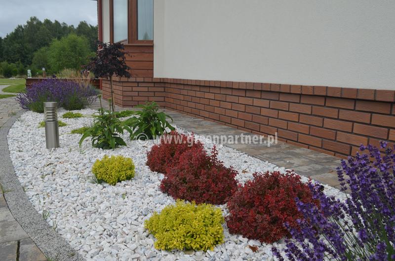 Zalety żwiru w ogrodzie