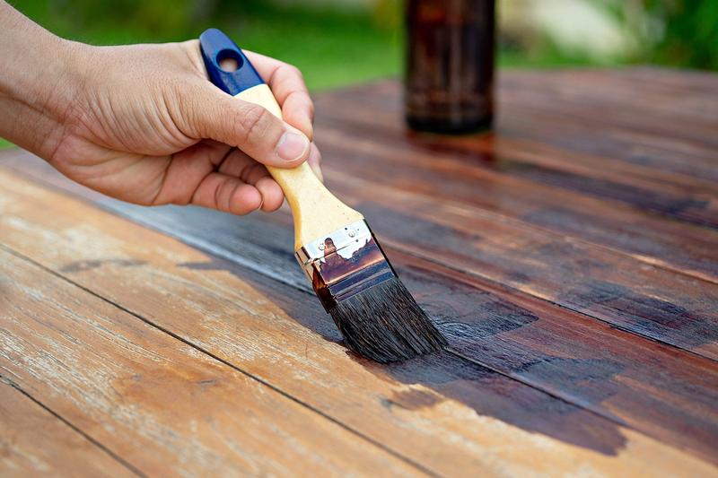 Trwałość farb do drewna
