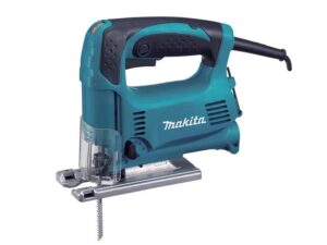 Wyrzynarka czy pilarka – jak dokonać najlepszego wyboru dla swojego projektu?